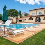 Via Flavia With Common Pool Labinci