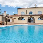 Via Flavia With Common Pool 4*