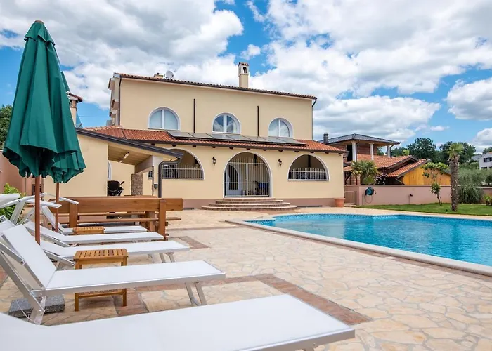 Via Flavia With Common Pool 4* Labinci