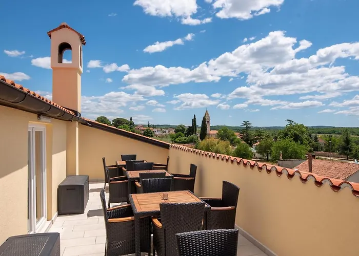 Gostinjska kuća Via Flavia With Common Pool 4*