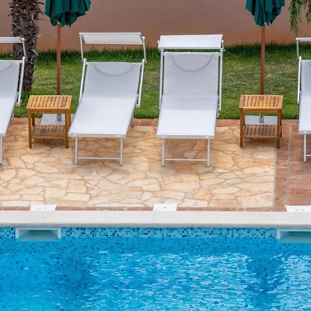 Via Flavia With Common Pool Guest house Labinci